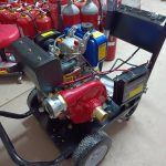 Αντλία φορητή τροχήλατη diesel με μίζα 7 hp 30m3 x 75μετρα με 40μ μάνικα fire expert